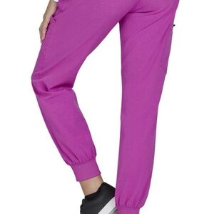 KOI Solis x Hettie Women's 7-Pocket Jogger-Style Scrub Pant